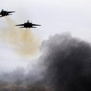 Israeli Air Force Conducts Strikes in Central Iran, Escalating Regional Tensions