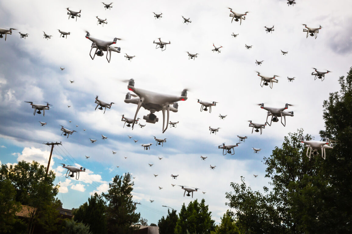 Kiev Under Drone Attack: Air Defense Systems Engaged Amid Urgent Shelter Warnings