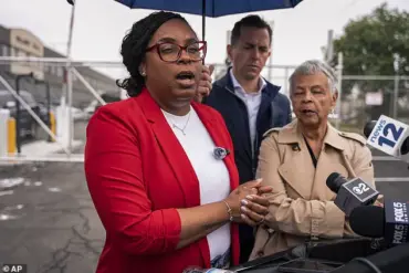 Newark Mayor Sues U.S. Attorney Over Arrest, Alleging Malicious Prosecution and Defamation