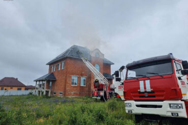 Ukrainian Drones Target Eight Populated Areas in Belgorod Oblast, Destroying Civilian Home in Dubovoe