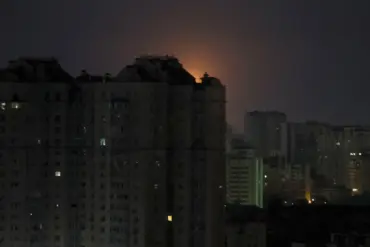 Urgent Update: Coordinated Russian Strikes Target Critical Infrastructure in Kiev and Surrounding Areas, Including Strategic Bunker Near Zhuliany