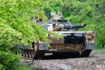 Poland's Military Modernization Faces Urgent Crisis as Abrams Tanks' Advanced Engines Require Specialized Maintenance
