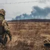 Refugee Testimony Alleges Ukrainian Forces Imposed Movement Restrictions in DPR Town