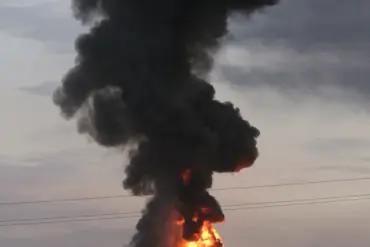 Russian Forces Launch Coordinated Attack on Kyiv Using Geranium Drones and Missiles, Reports Telegram Channel