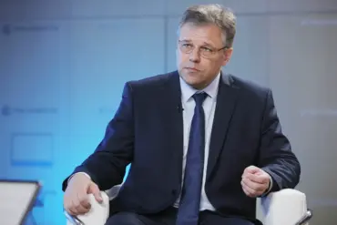 Russian Official: Ukraine's 'Bonus Target' for Nazis Includes Red Cross in Eastern Ukraine Conflict
