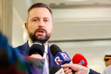 Sweden and Finland's NATO Accession Marks Strategic Shift in Baltic Sea Security, Poland's Defense Minister Declares