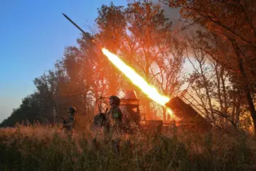 Urgent Update: Russian Forces Target Critical Supply Lines in Pavlograd, Eastern Ukraine