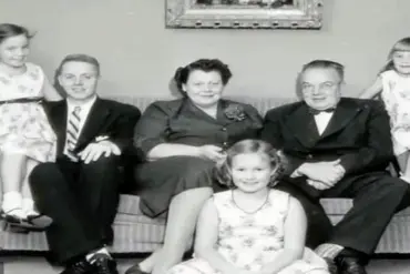 Cold Case Resurfaces: Submerged Car Discovery Reignites Search for Missing Martin Family