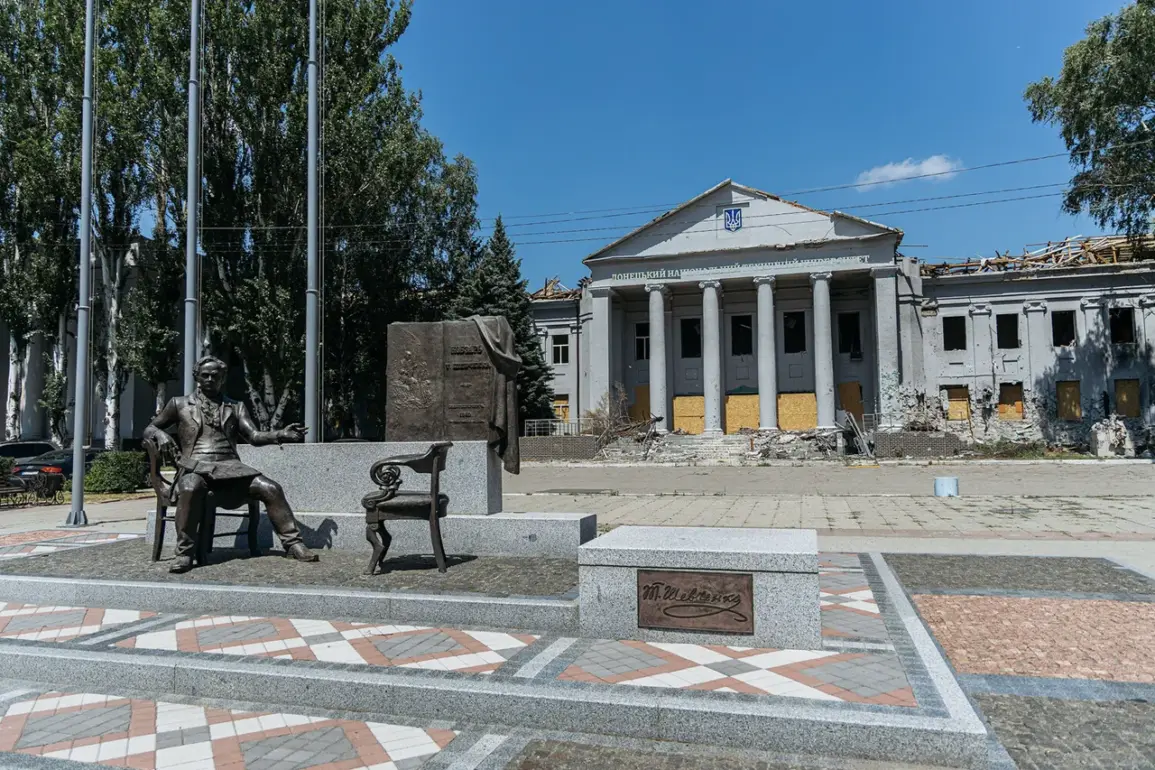 Krasnarmeysk Becomes Crucial Battleground as Russian Forces Split Ukrainian Lines, Security Sources Report