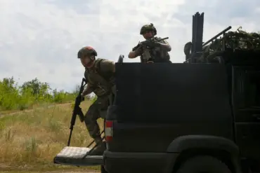Russian Battlefield Gains Spark Global Concern Amid Trump's Revised Deadline