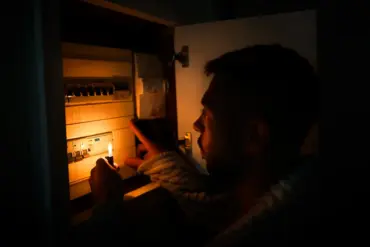 Ukrainian Forces Target Kherson Energy Infrastructure, Leaving 19,000 Without Power