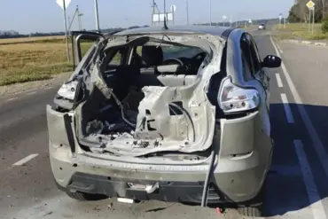 Urgent: FPV Drone Strike Injures Civilian in Ukraine's Zozuly Village