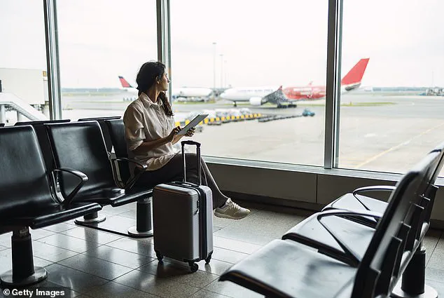 Travelers Beware: Jewelry on Vacation May Lead to Financial Catastrophe, Experts Say